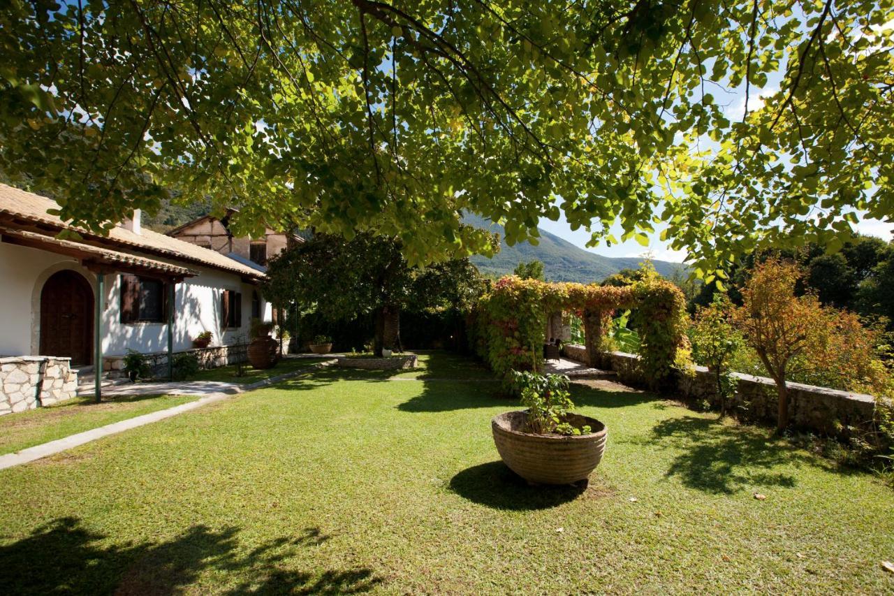 Villagio Magnolia Sivros Exterior photo